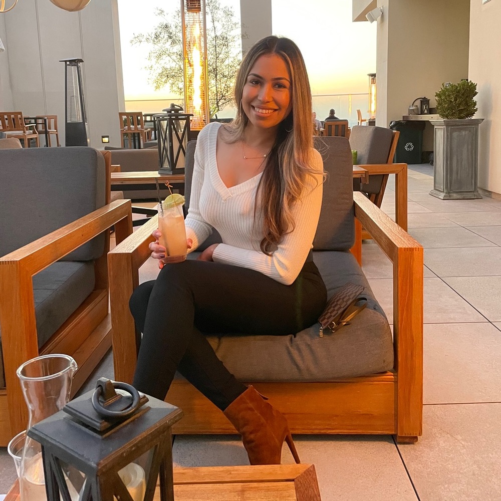 About me - Picture 1 of 1